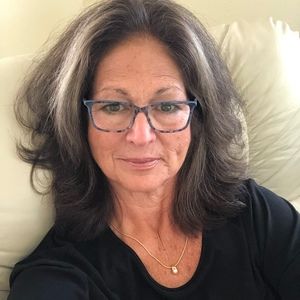 Meet your Posher, Lydia